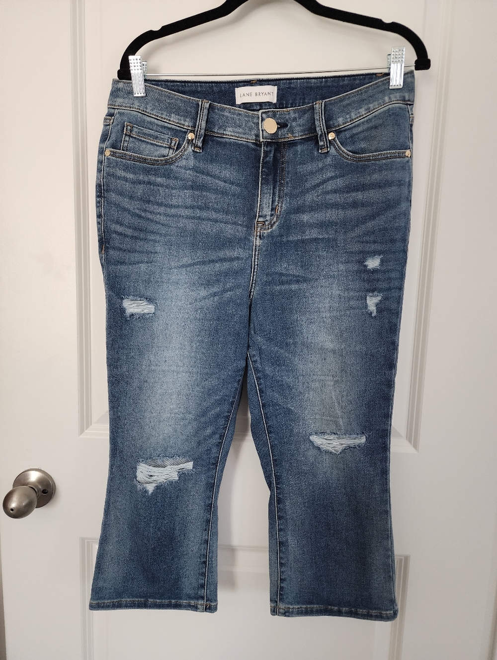 Lane Bryant High-Rise Distressed Crop Jeans - Medium Wash Blue Size 14/16.